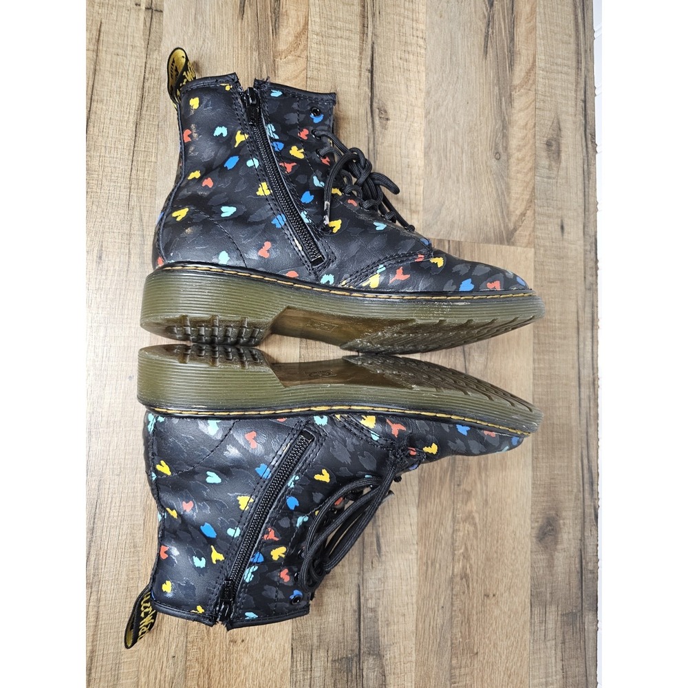 Dr. Martens Heart Printed Leather Combat Boots Youth Girls Size 4 #1460 - Picture 4 of 11